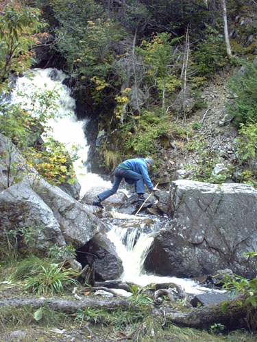 2004 - Part 4 - Newfoundland - 07 waterfall in Terra Nova NF